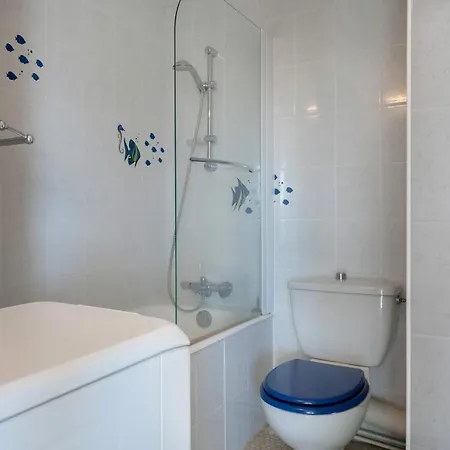 Apartment A 150m De La