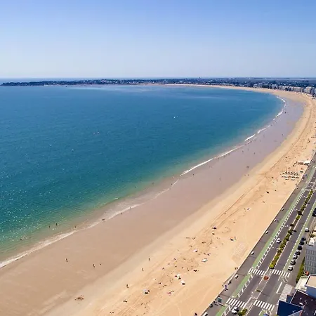 A 150m De La Apartment *