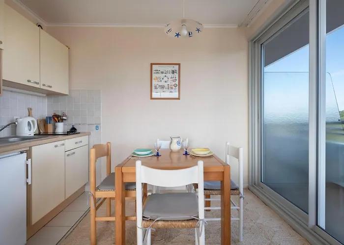 Apartment A 150m De La